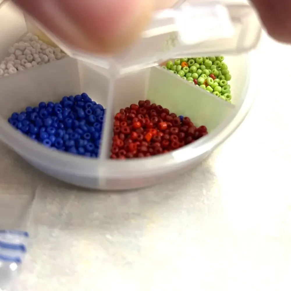 Beads‎ for Crafting or Jewelry Making Assorted Styles and Sizes Loose
